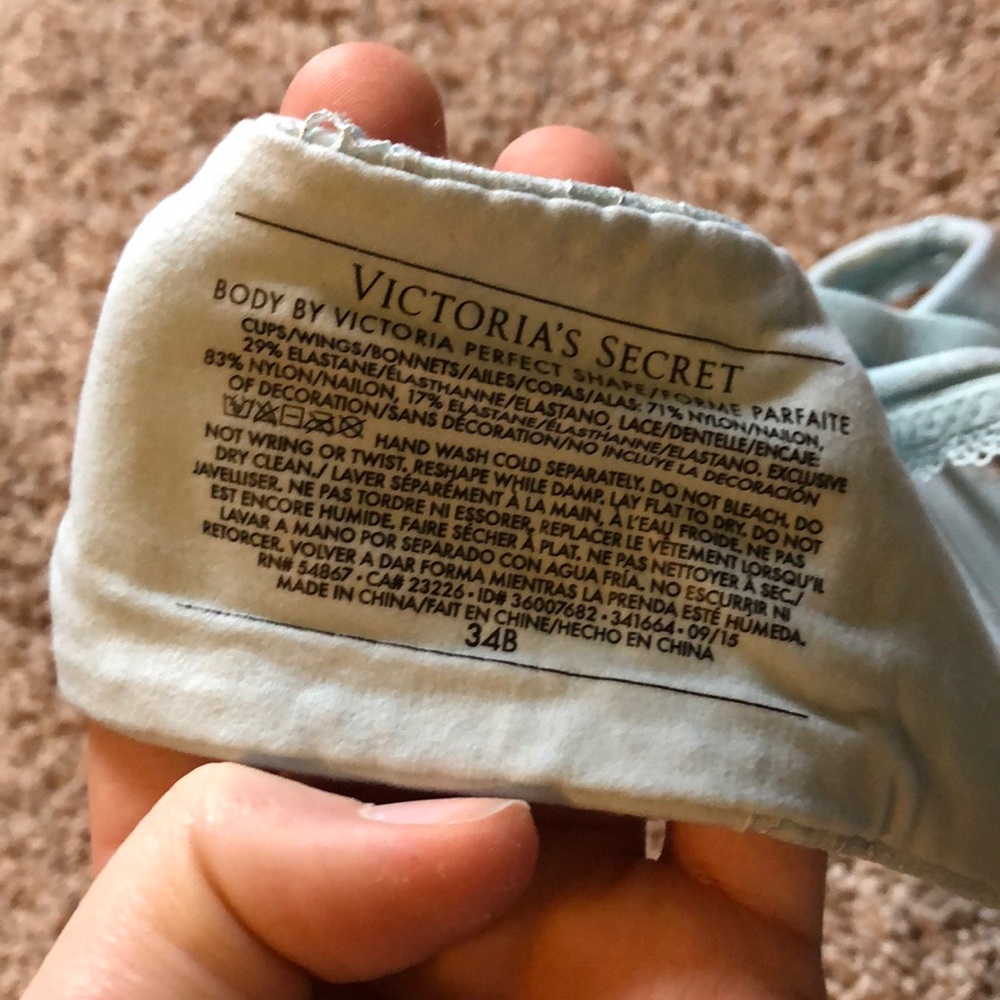 VS Bra - Picture 2 of 2